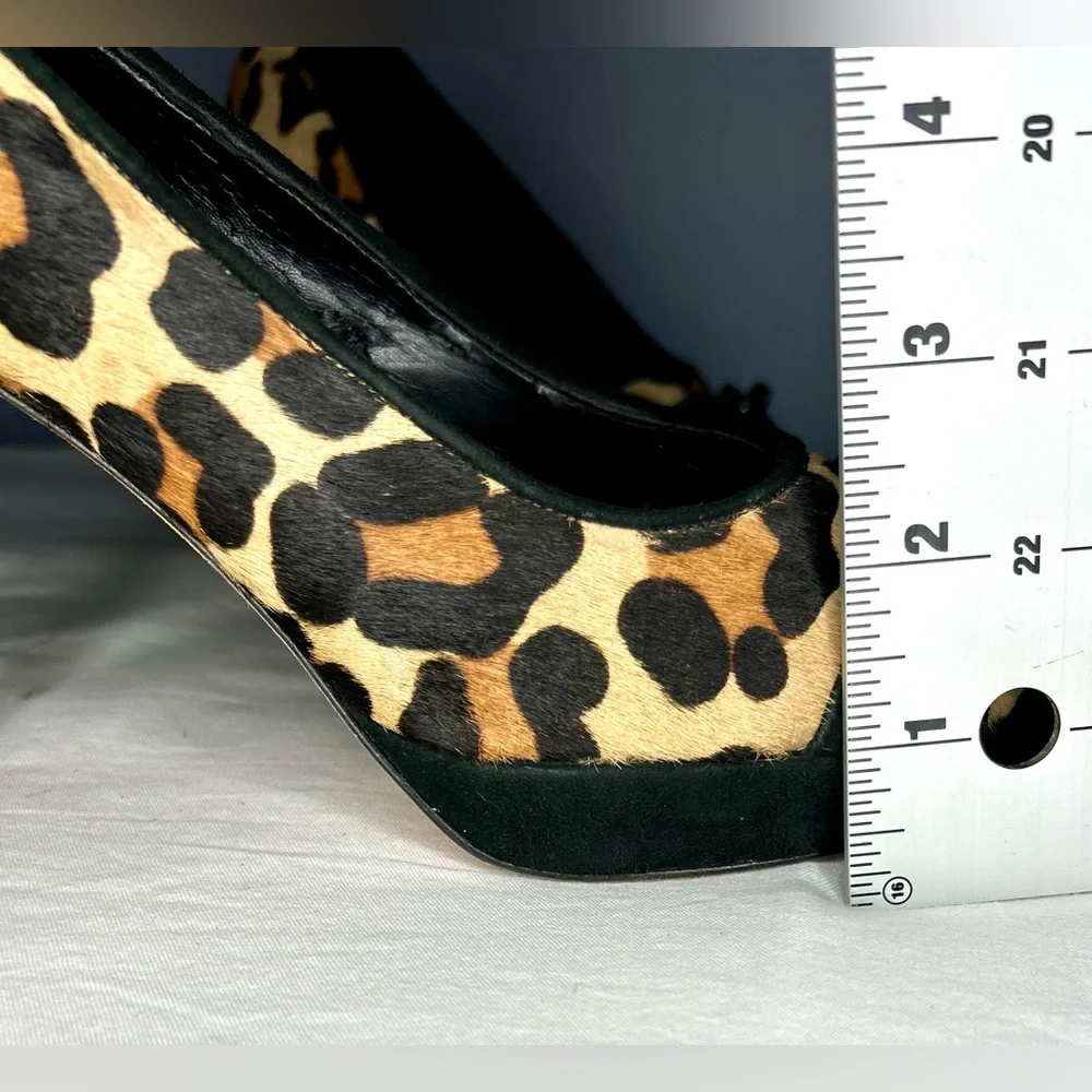 Vaneli Leopard Print Calf Hair Peep Toe Pumps Heels Womens‎ Size 8 Classic Fall